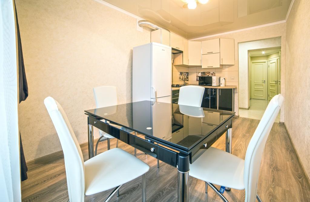 Apartments On Svobody Avenue- The Center Of Lviv Buitenkant foto