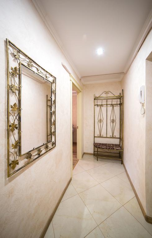 Apartments On Svobody Avenue- The Center Of Lviv Buitenkant foto